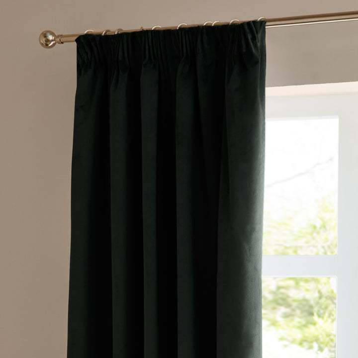 Deluxe Velvet Blackout 229x183 Pencil Pleat Curtains Black - image 5