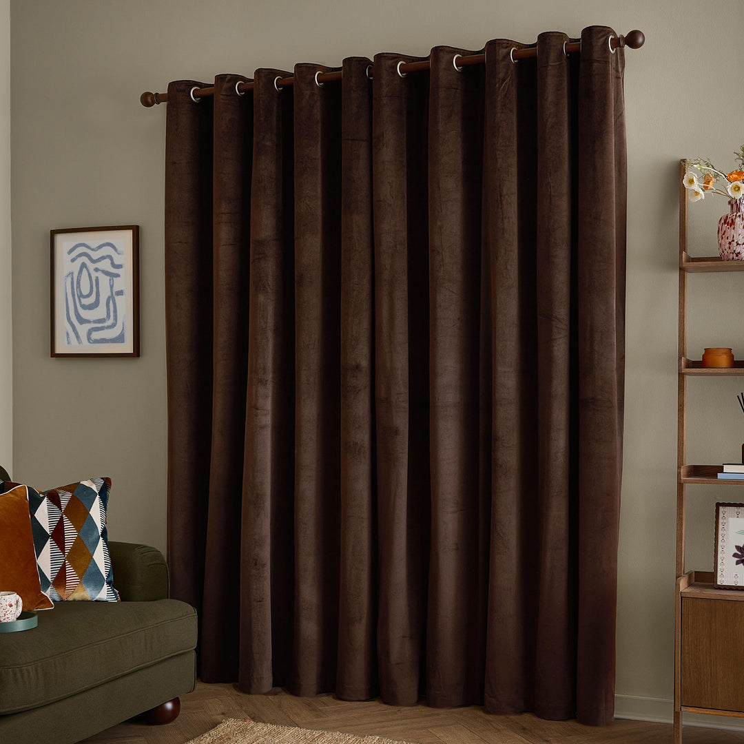 The Ultimate Velvet Blackout 168x229 Eyelet Curtains Chocolate - image 5