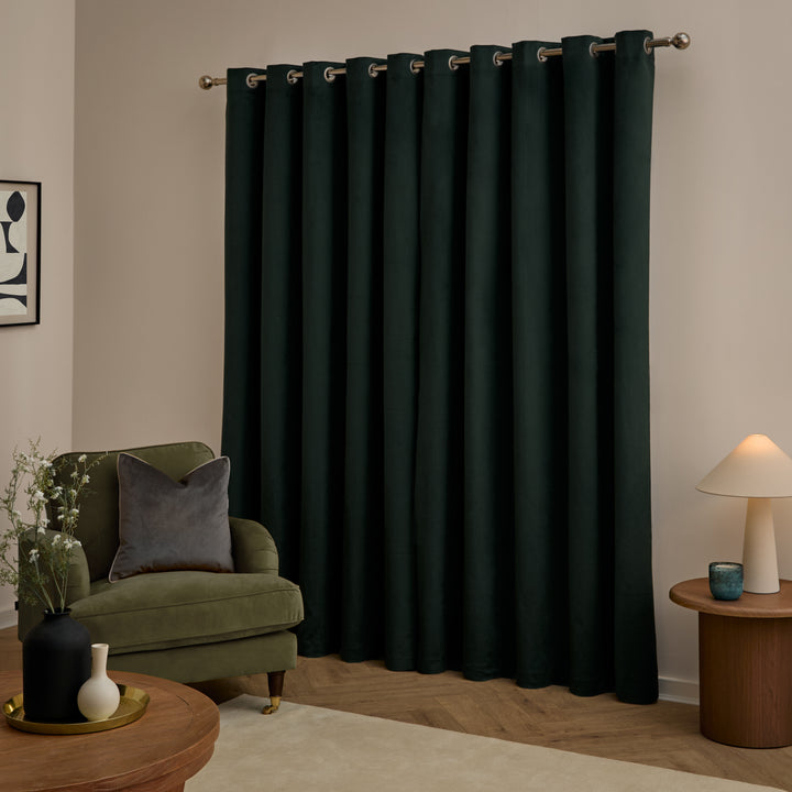 Deluxe Velvet Blackout 229x229 Eyelet Curtains Black - image 3