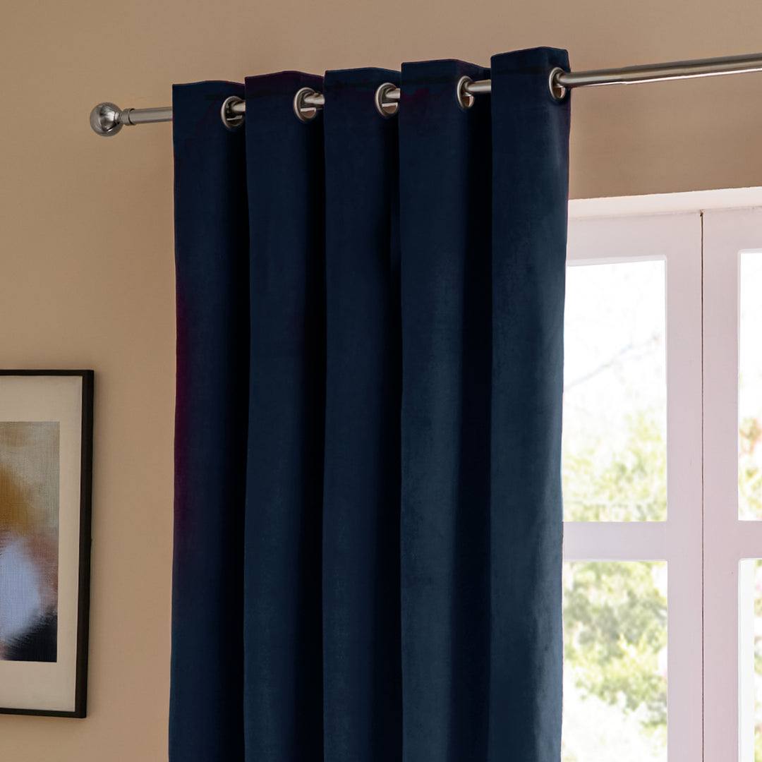 Deluxe Velvet Blackout 229x183 Eyelet Curtains Royal - image 5