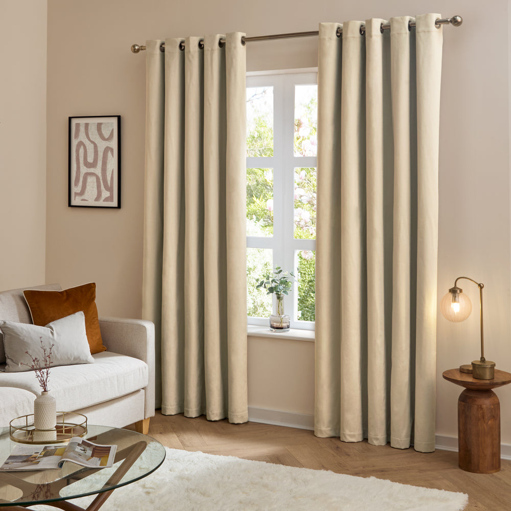 Deluxe Velvet 229x137 Eyelet Curtains Natural - image 2