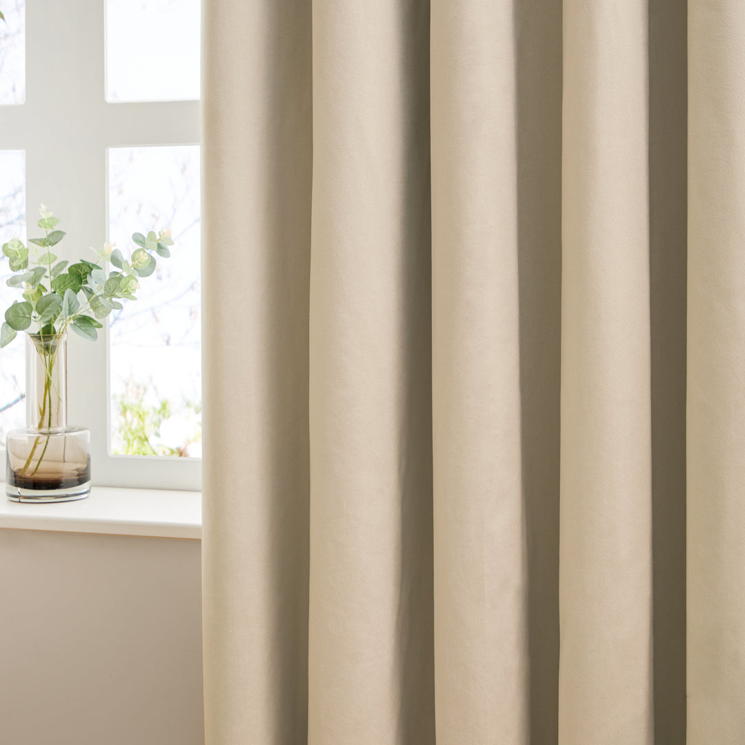 Deluxe Velvet 117x137 Pencil Pleat Curtains Natural - image 3