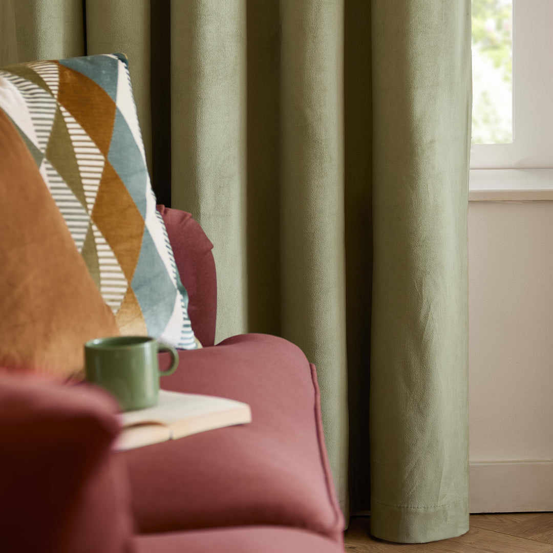 The Ultimate Velvet 168x229 Pencil Pleat Curtains Green - image 2