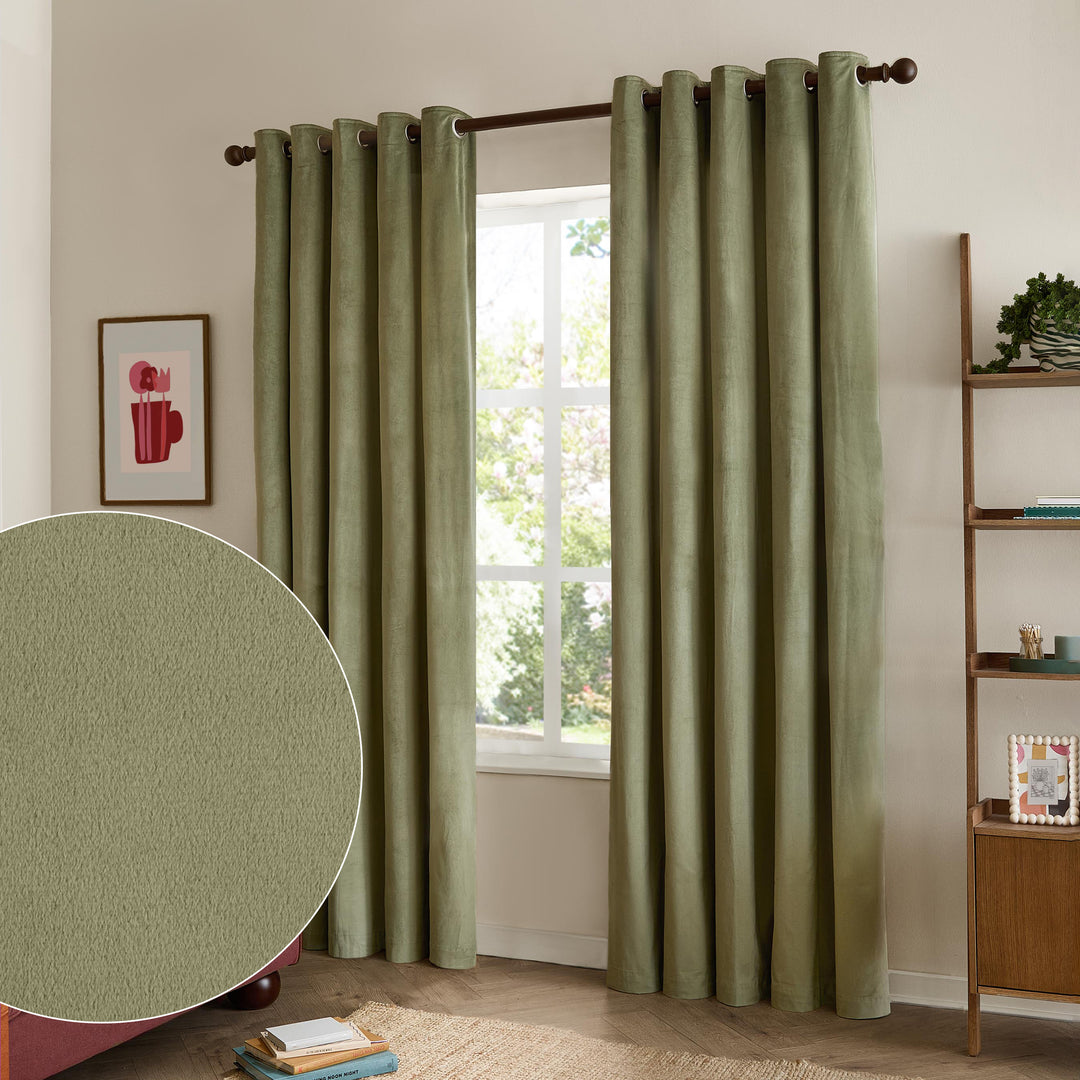 The Ultimate Velvet 168x229 Eyelet Curtains Green