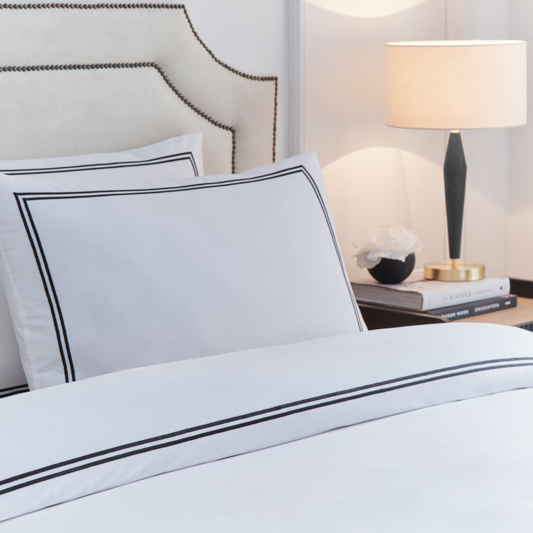 Elara Embroidered Double Duvet Set Black - image 2