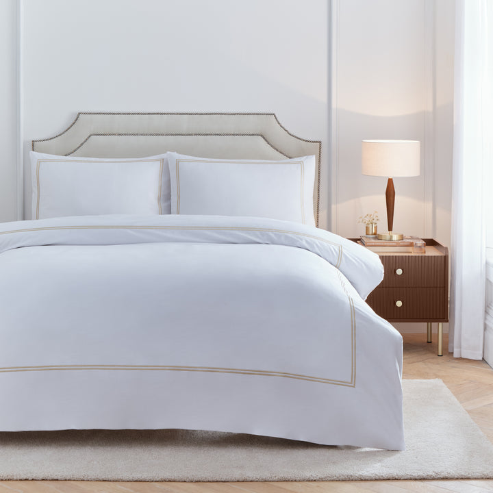 Elara Embroidered Super King Duvet Champagne