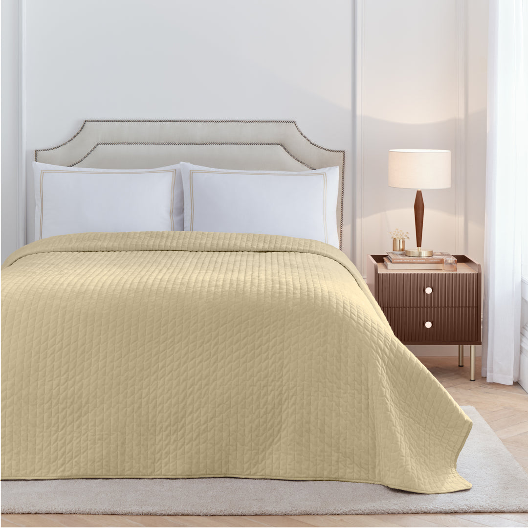 Elara Embroidered Super King Duvet Champagne - image 4