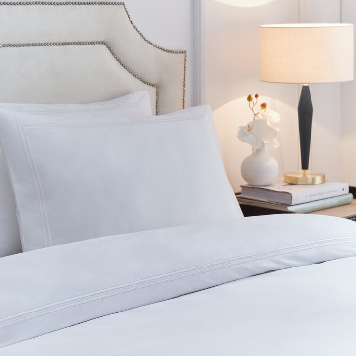 Elara Embroidered Super King Duvet Set White - image 2