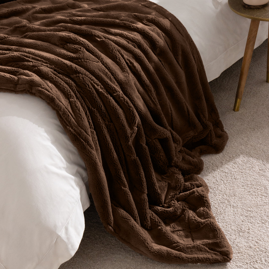 Empress 130x180 Throw Brown