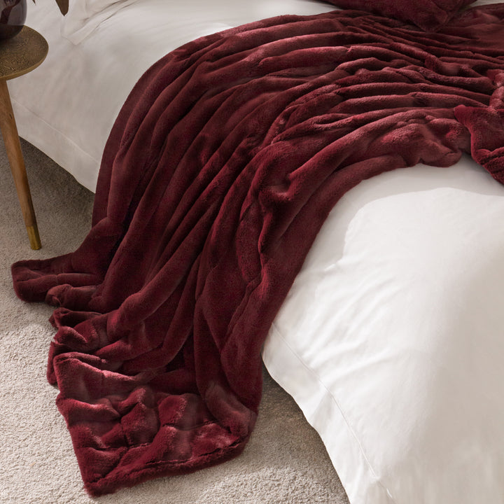 Empress Throw 140x200 Ruby
