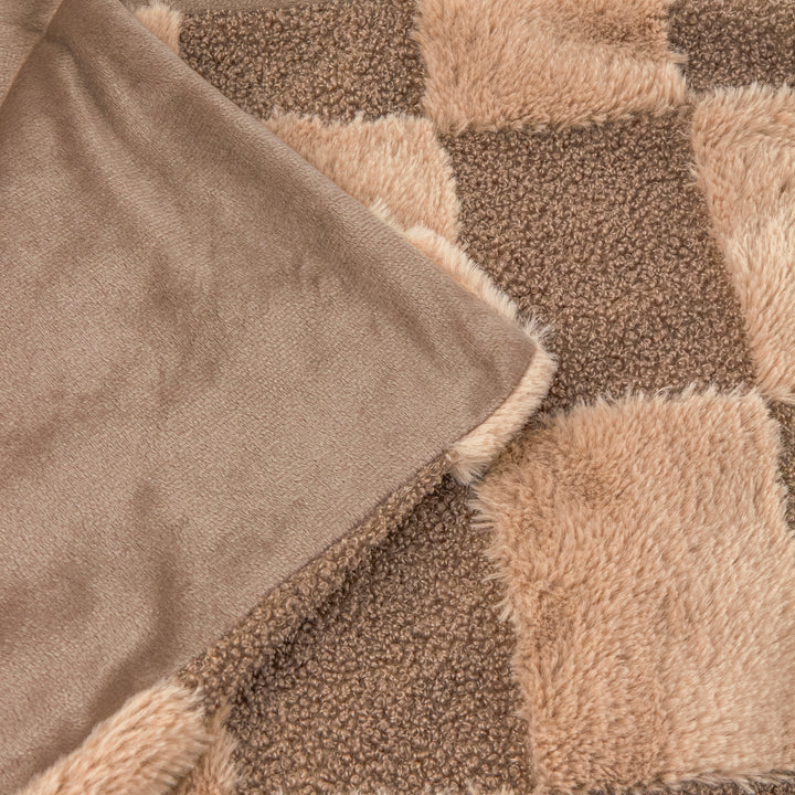 Fur Boucle Check 140x180 Throw Chocolate Truffle - image 2