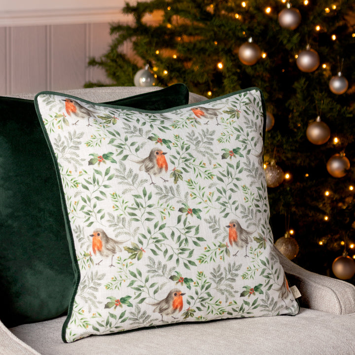 FESTIVE ROBIN REPEAT 43X43 CUSHION CASE BOTTLE
