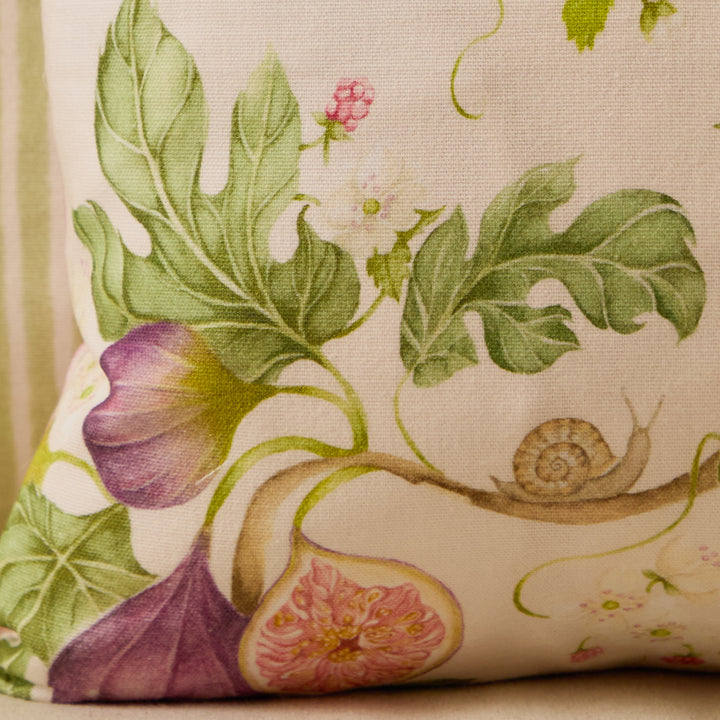 FIG GARDENS 43X43 CUSHION CASE MULTI