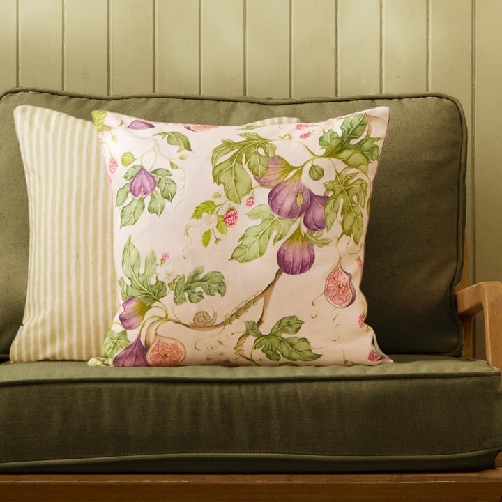FIG GARDENS 43X43 CUSHION CASE MULTI