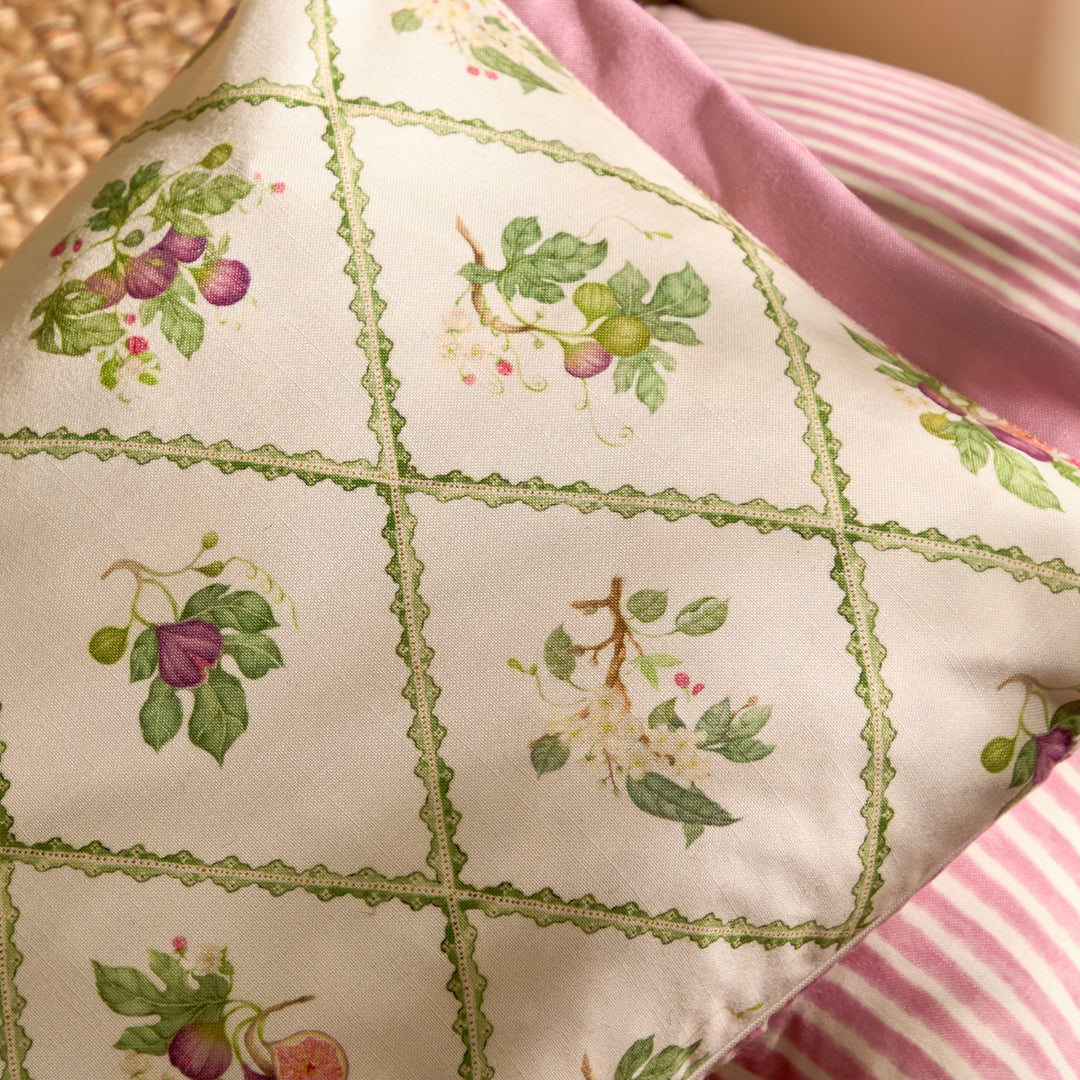 FIG TRELLIS 40X60 OUTDOOR CUSHION CASE PURPLE