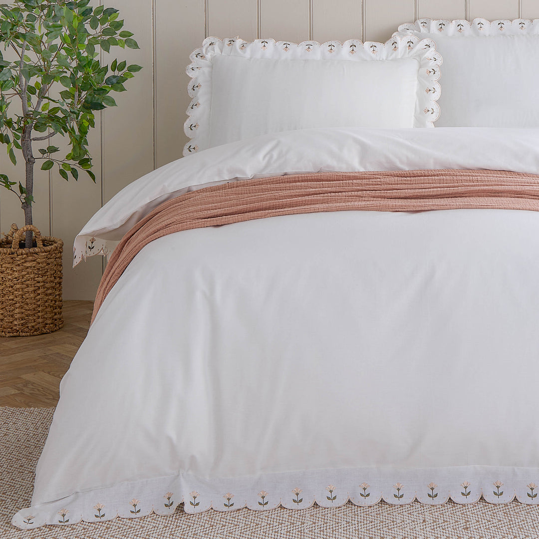 Florrie Super King Duvet Set Peach - image 3