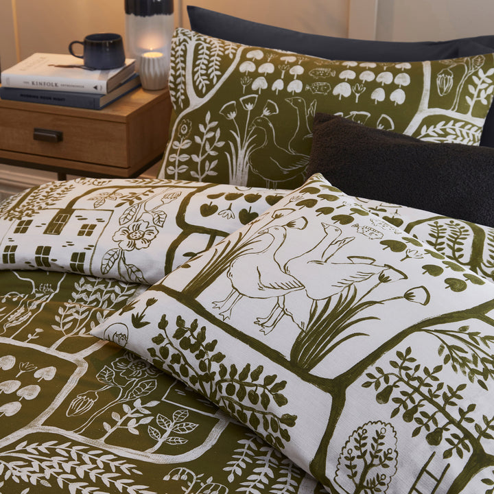 Frida Super King Duvet Set Moss - image 3