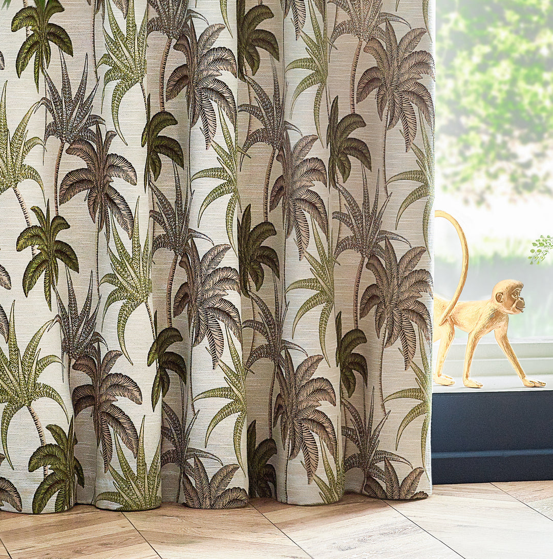GALAPAGOS 228X228 EYELET CURTAINS GREEN