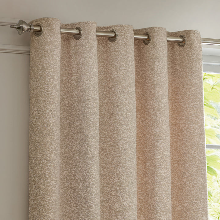 Galaxy 168x137 Eyelet Curtains Blush - image 3