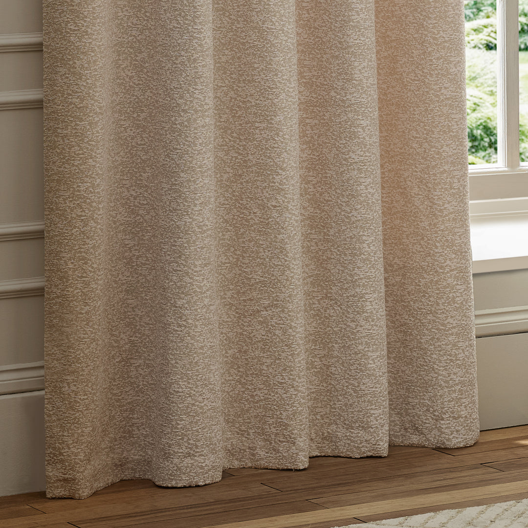 Galaxy 229x183 Eyelet Curtains Blush - image 4