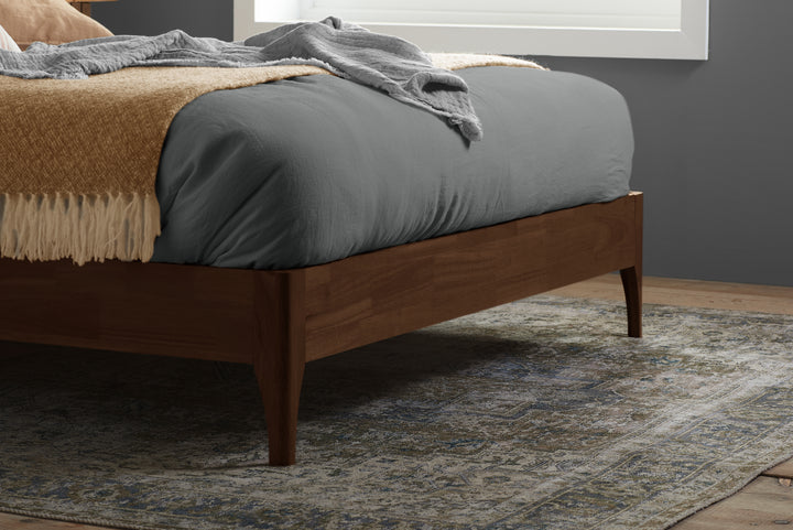 Halfden King Bed
