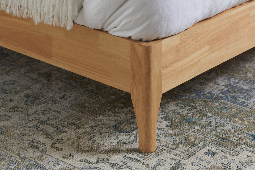 Halfden King Bed