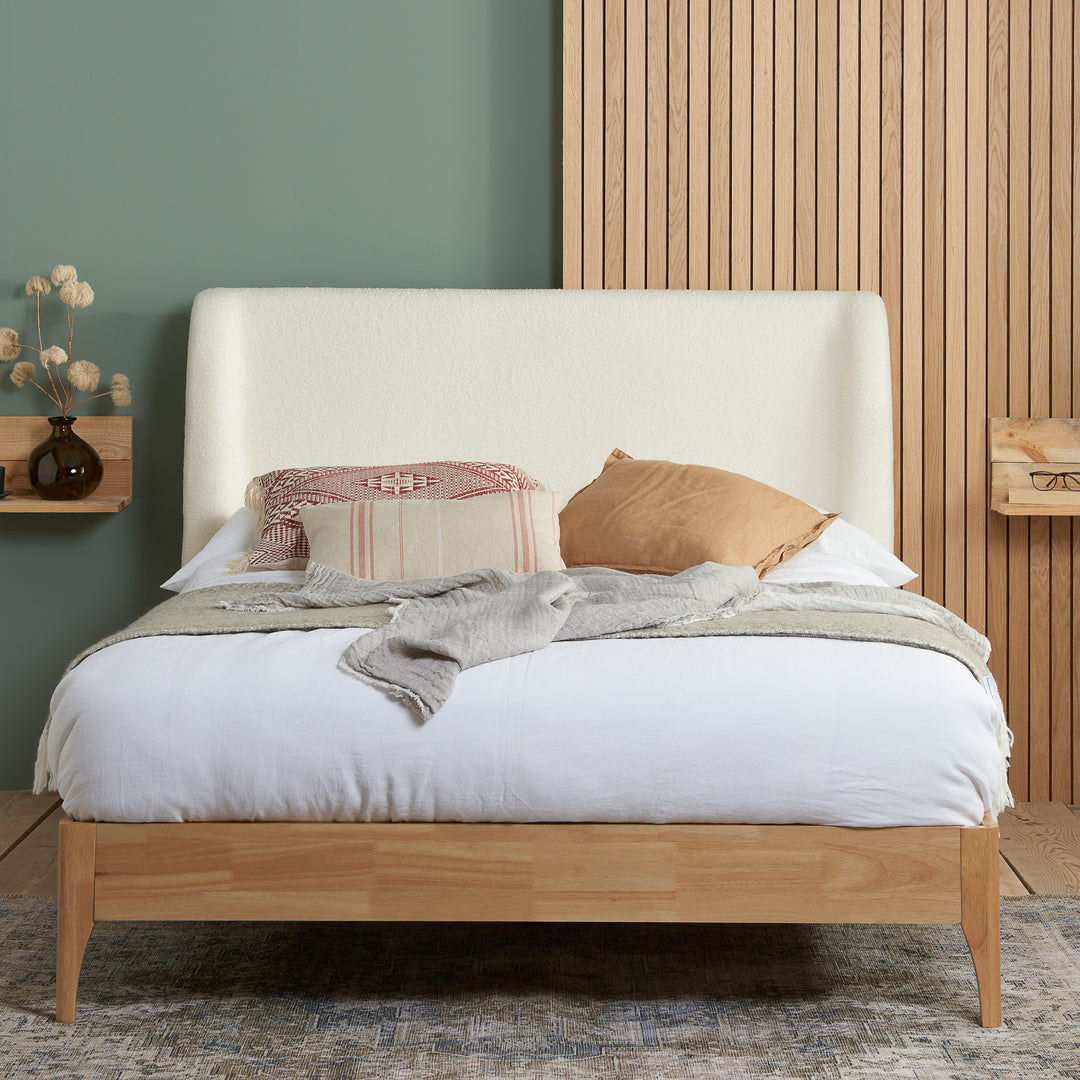 Halfden King Bed