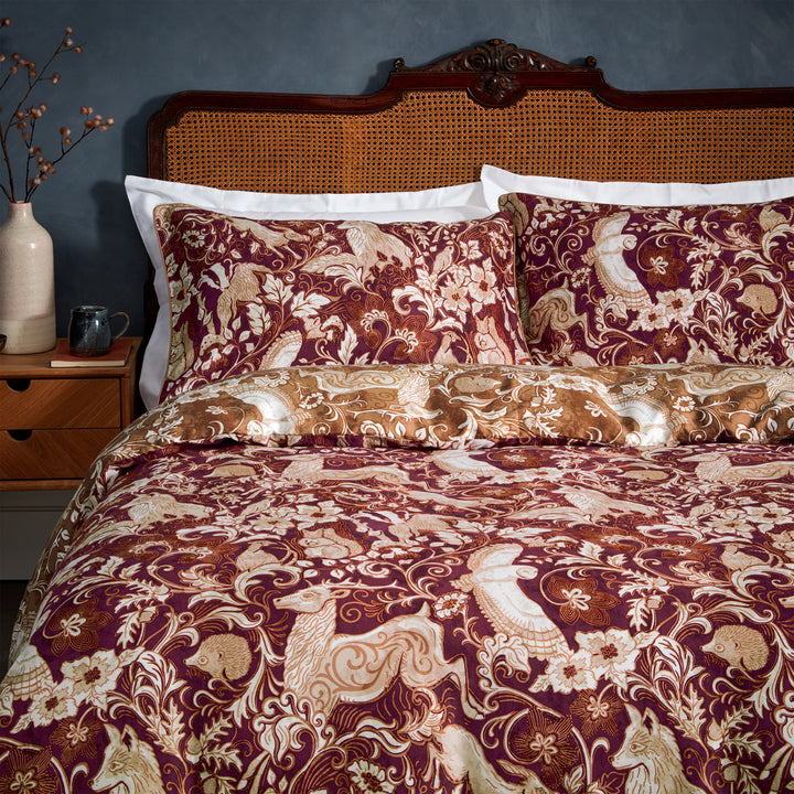 Harewood Double Duvet Set Ruby - image 2