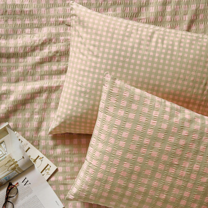 Harriet Gingham Super King Duvet Set Pink/Green - image 4