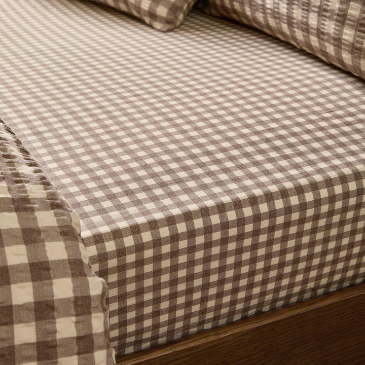 Harrietgingham King Fitted Sheet Buttermilk/Chocolate - image 2