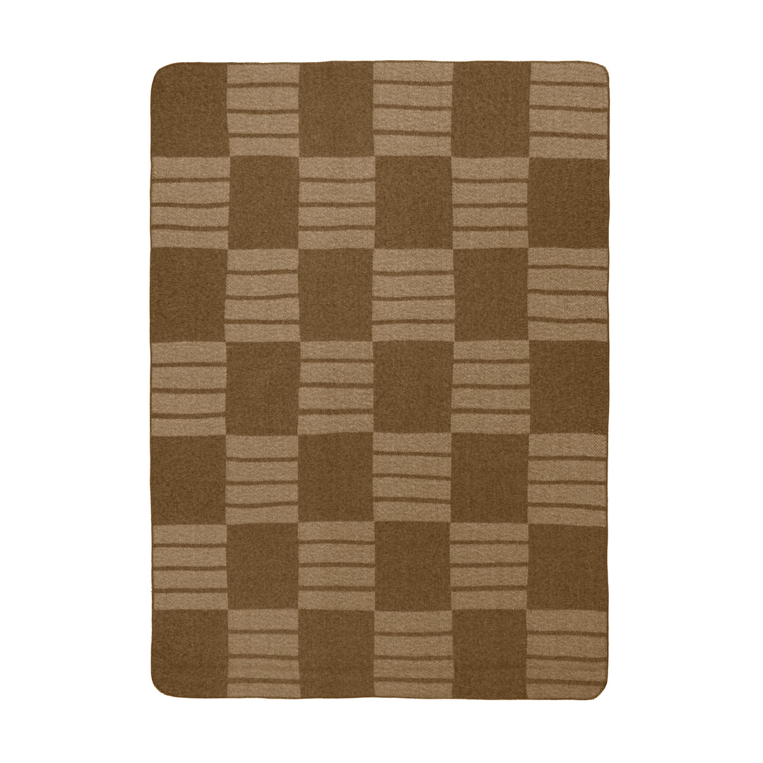 Harlech 140x180 Throw Brown - image 3