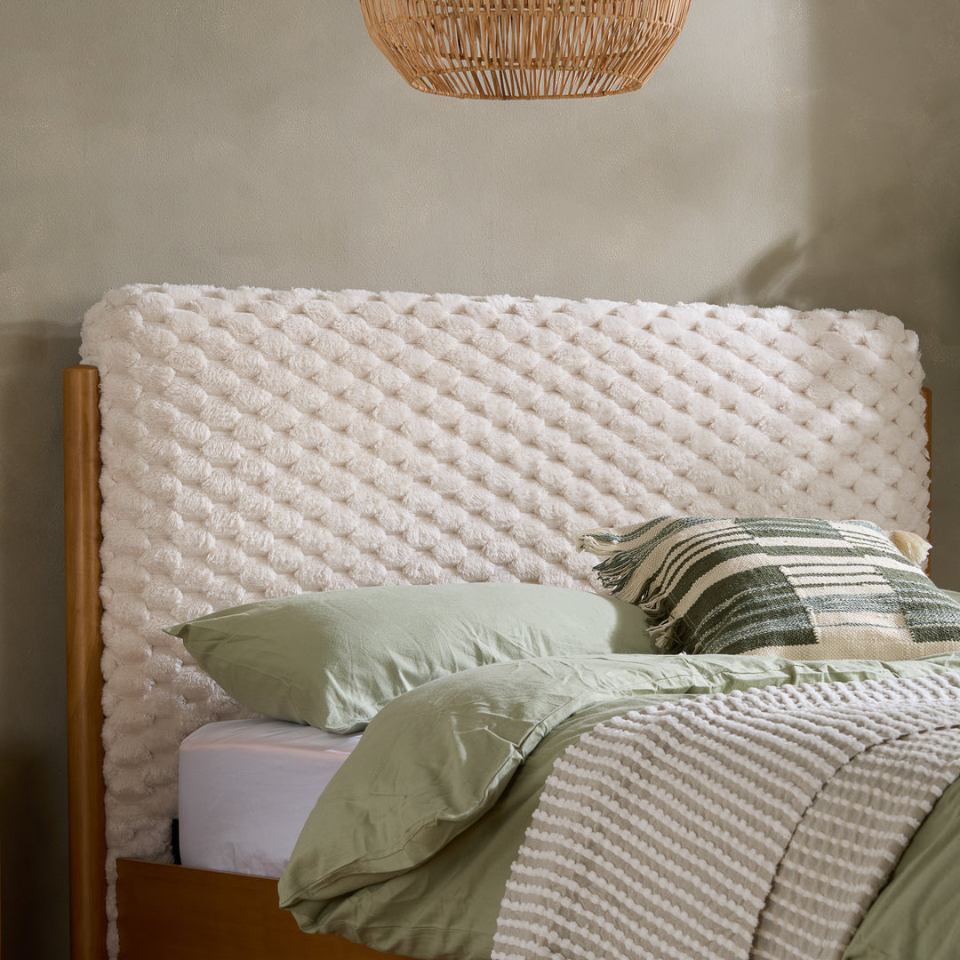 Hatti Double Bed
