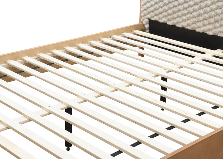 Hatti King Bed