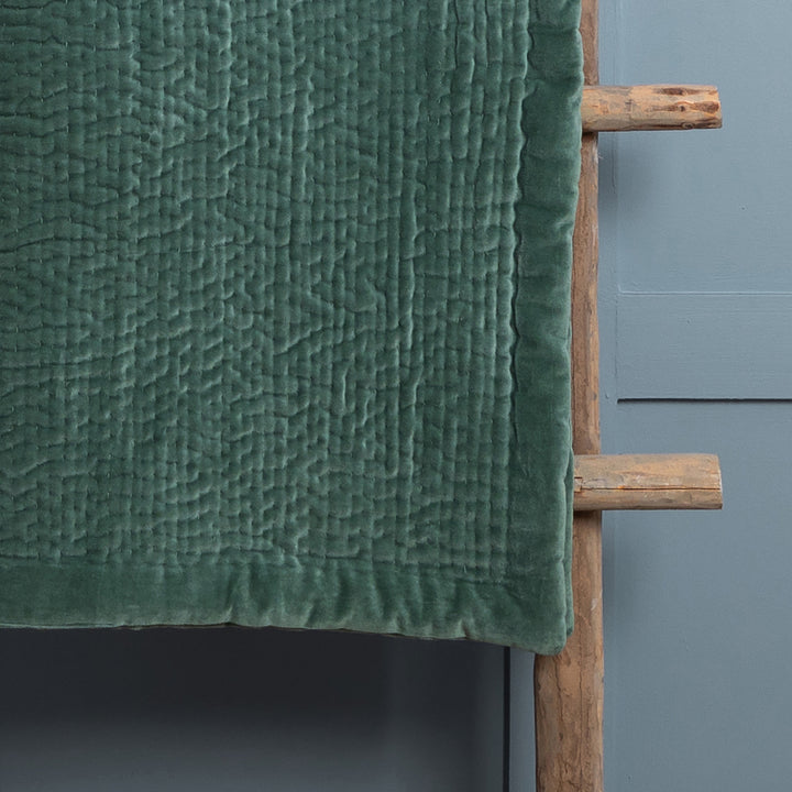 HAZE VELVET 140X220 THROW SEAFOAM