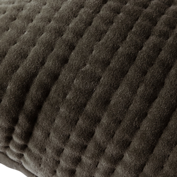HAZE 50x50 CUSHION CASE IRON