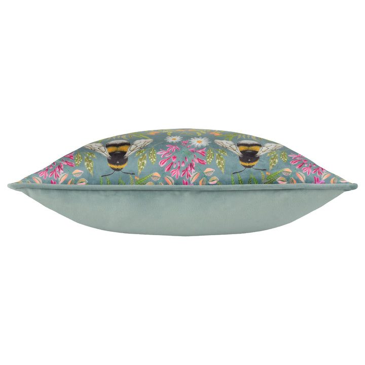 HOUSE OF BLOOM ZINNIA BEE REPEAT 43X43 CUSHION CASE MULTI