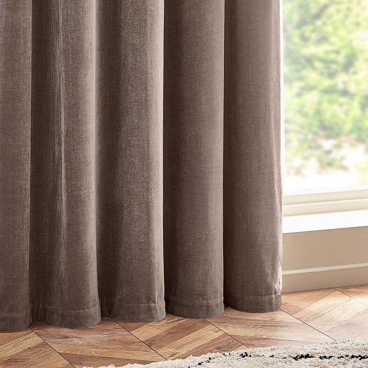 Heavy Chenille Blackout 168x137 Eyelet Curtains Greige - image 4