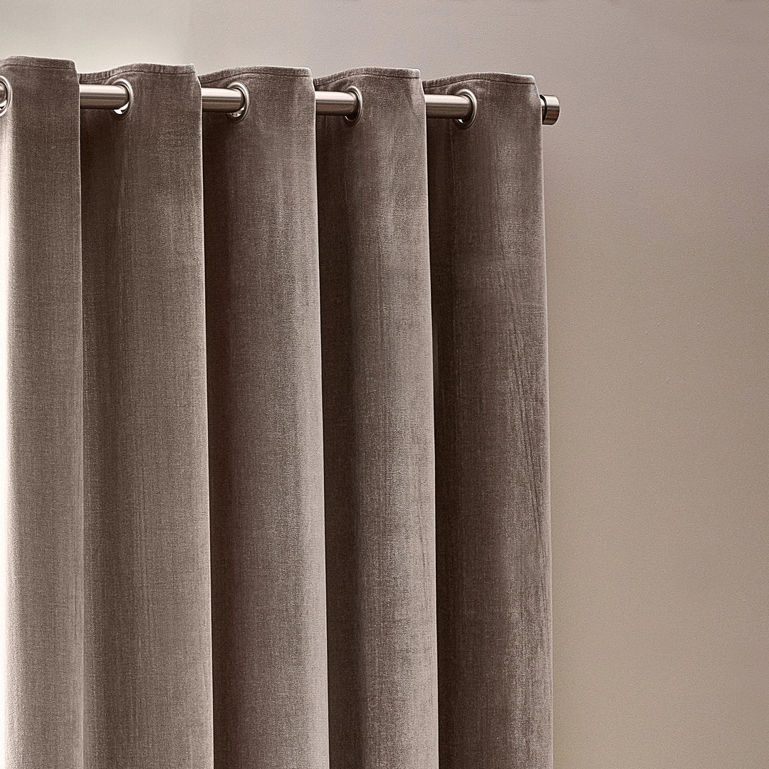 HEAVY CHENILLE 229X137 EYELET CURTAIN GREIGE