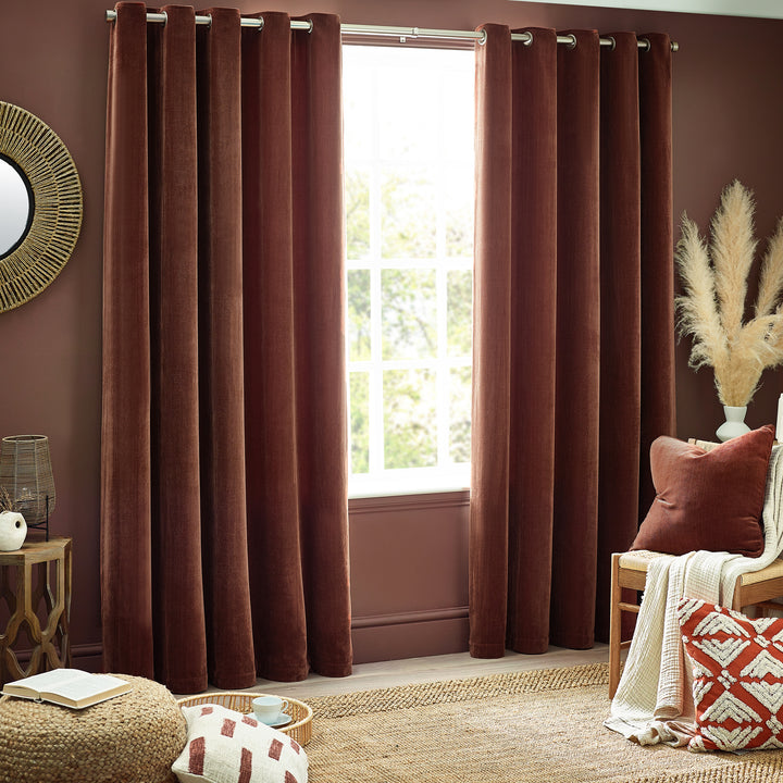 HEAVY CHENILLE 229X137 EYELET CURTAIN NUTMEG