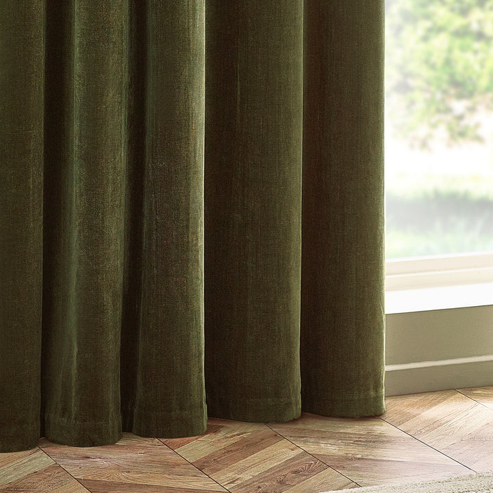 HEAVY CHENILLE 229X137 EYELET CURTAIN OLIVE
