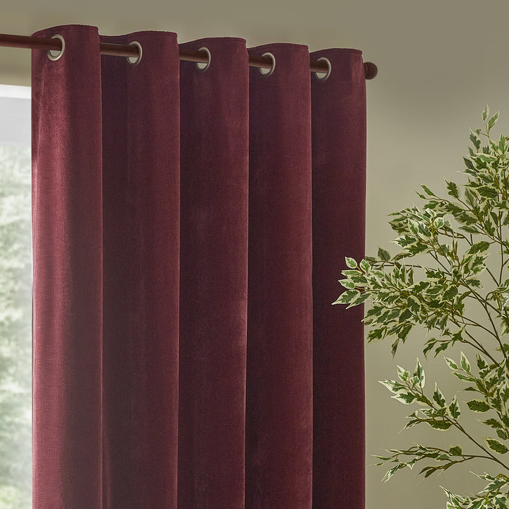 HEAVY CHENILLE 168X137 EYELET CURTAINS BEETROOT