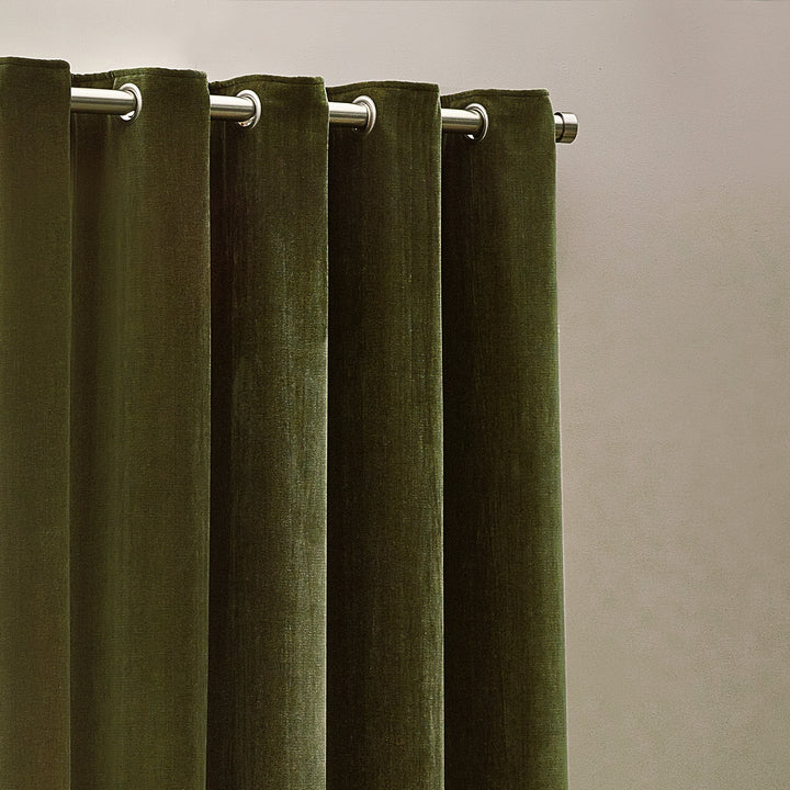HEAVY CHENILLE 168X137 EYELET CURTAIN OLIVE