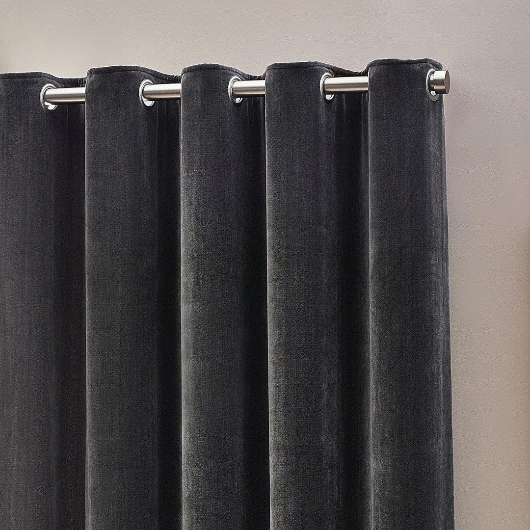 HEAVY CHENILLE 168X229 EYELET CURTAIN CHARCOAL
