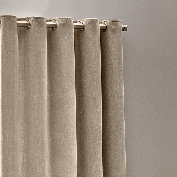 Heavy Chenille 168x229 Eyelet Curtain Natural - image 3