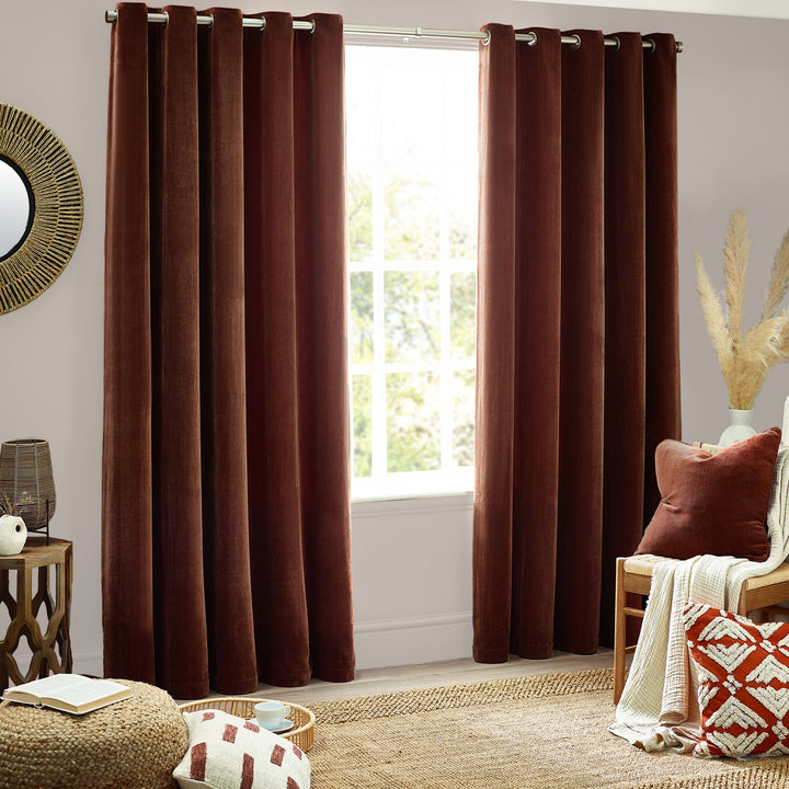 HEAVY CHENILLE 168X229 EYELET CURTAIN NUTMEG