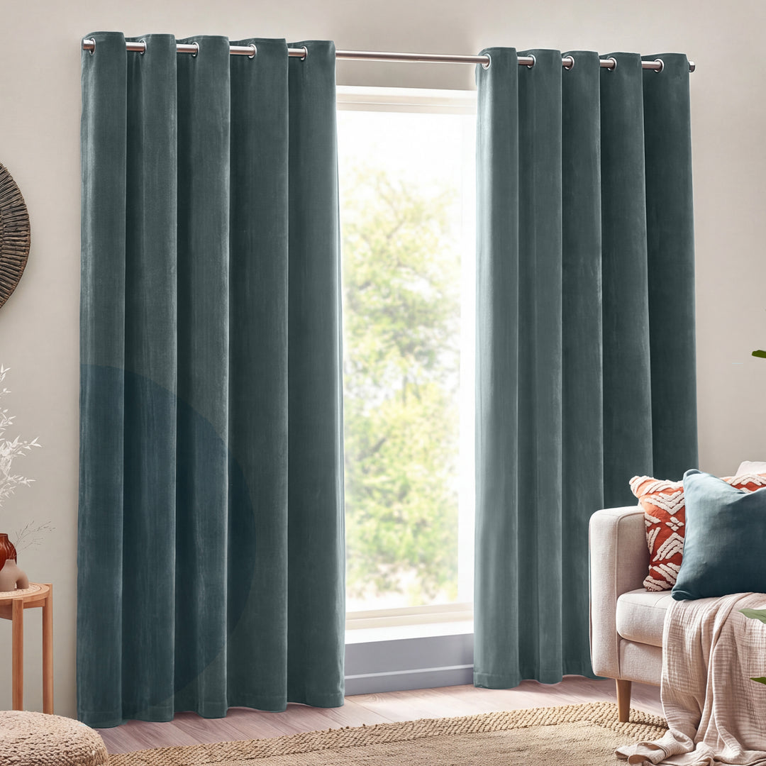 Heavy Chenille 229x183 Eyelet Curtain Marine - image 5