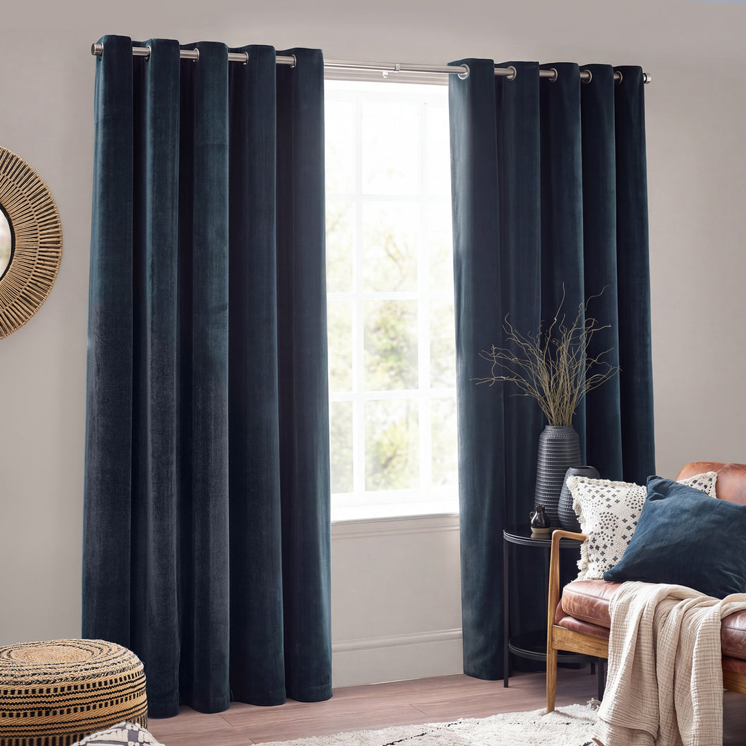 Heavy Chenille 117x183 Eyelet Curtain Navy - image 5