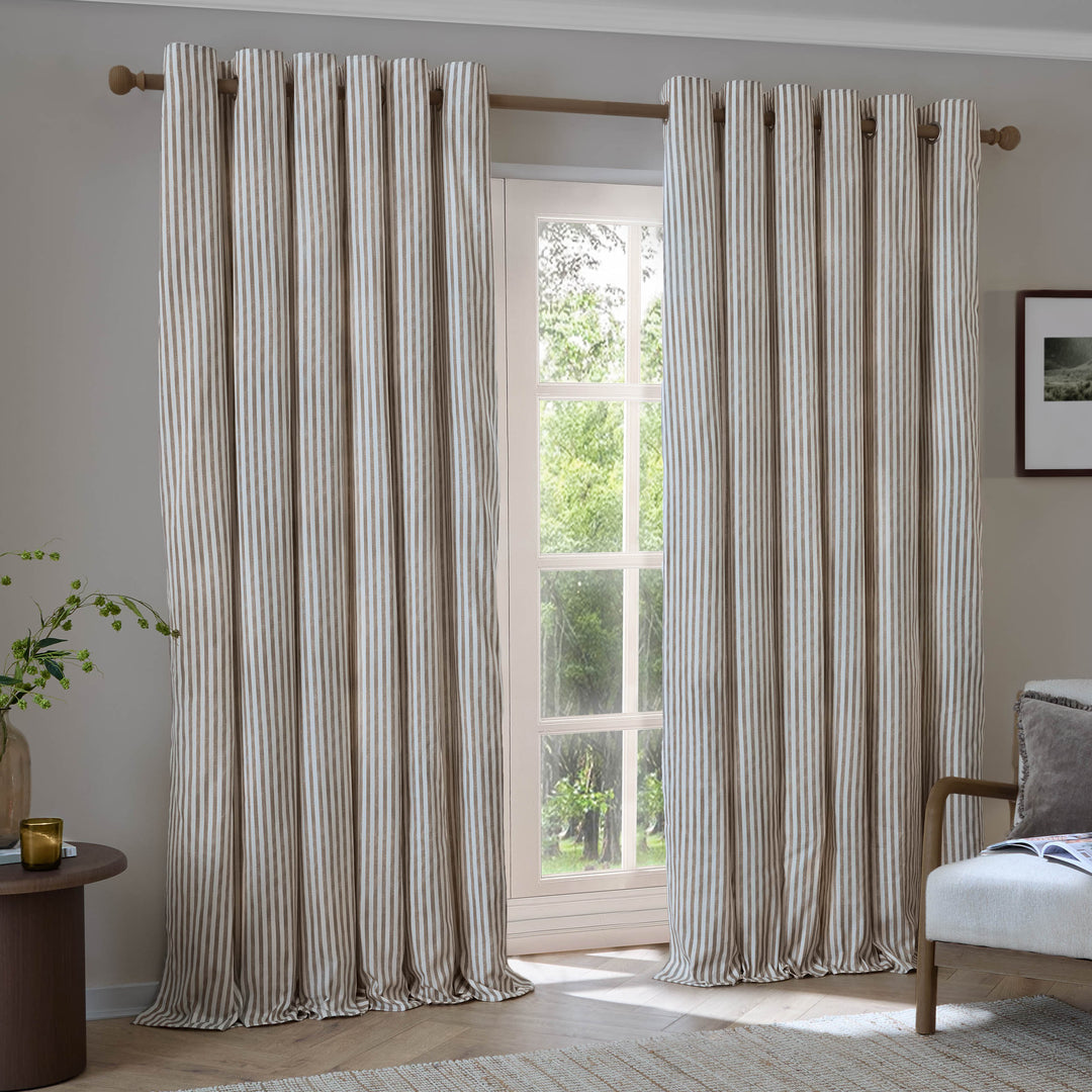 Hebden Blackout 168x183 Eyelet Mole - image 4