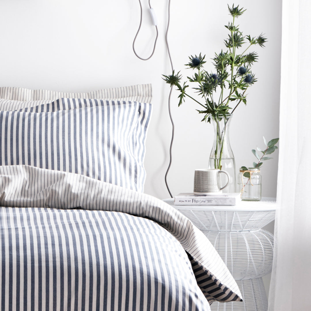 Hebden Db Duvet Set Navy - image 3
