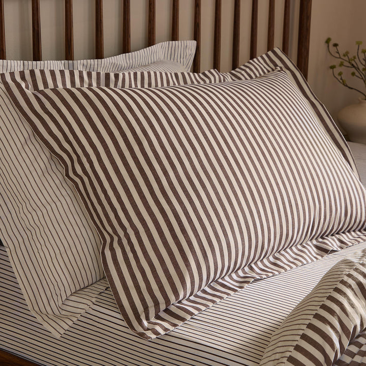 Hebden King Duvet Set Espresso Brown - image 4